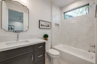 2413 Brun St, Houston, TX 77019 - Photo 21