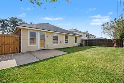 4750 Quiet Canyon Drive, Friendswood, TX 77546 - Photo 21
