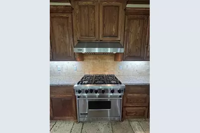 4516 Gilbert Avenue, Dallas, TX 75219 - Photo 9