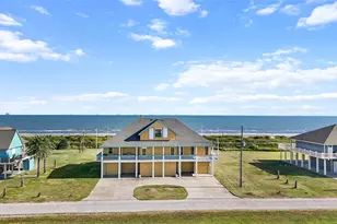 680 Villa Dr, Crystal Beach, TX 77650 - Photo 1
