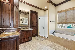 680 Villa Dr, Crystal Beach, TX 77650 - Photo 35