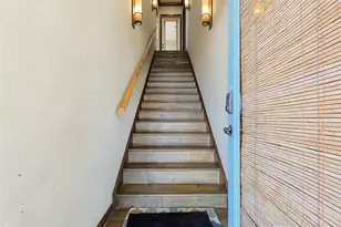 680 Villa Dr, Crystal Beach, TX 77650 - Photo 11