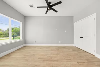 4651 Mallow Street #A/B, Houston, TX 77051 - Photo 5