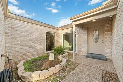 7107 Plaza Del Sol Drive, Houston, TX 77083 - Photo 3
