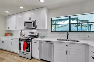 5502 Hewitt Dr Dr, Houston, TX 77092 - Photo 13