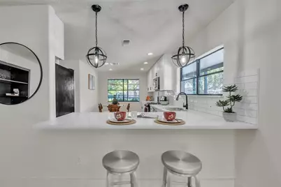 5502 Hewitt Dr Drive, Houston, TX 77092 - Photo 9