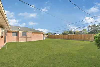 4831 Knickerbocker Street, Houston, TX 77035 - Photo 47