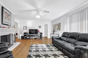 4831 Knickerbocker St, Houston, TX 77035 - Photo 19