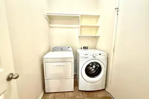 107 W Spindle Tree Cir, The Woodlands, TX 77382 - Photo 9