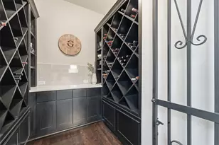 4243 Dickson St, Houston, TX 77007 - Photo 9