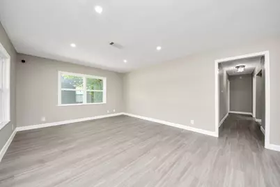 4910 Eppes Street, Houston, TX 77021 - Photo 9