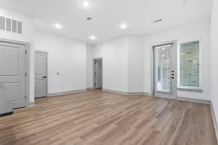 1950 Winrock Blvd, Houston, TX 77057 - Photo 5