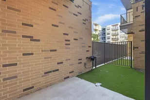 1950 Winrock Blvd, Houston, TX 77057 - Photo 21