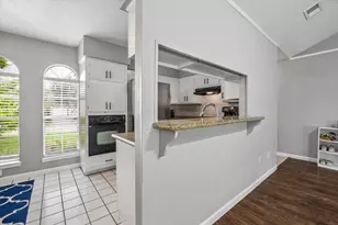 2011 Victoria Ct, League City, TX 77573 - Photo 7