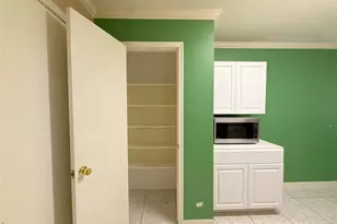 16015 Youpon Valley Dr, Houston, TX 77073 - Photo 17