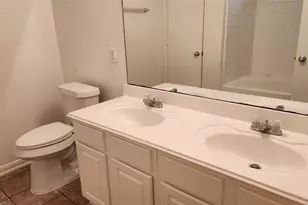 2010 Declaration Dr, Missouri City, TX 77459 - Photo 15