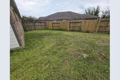 9222 Melmack Drive, Rosharon, TX 77583 - Photo 19