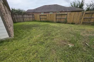 9222 Melmack Dr, Rosharon, TX 77583 - Photo 19