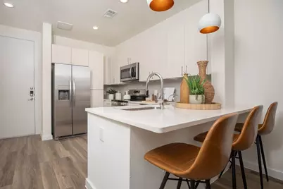 1690 North Loop #373, Houston, TX 77009 - Photo 3