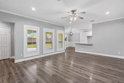 1996 Brentwood Drive, Alvin, TX 77511 - Photo 5