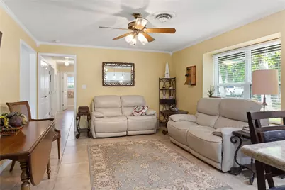 1301 Plantation Drive, Dickinson, TX 77539 - Photo 11