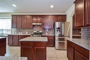 17626 Sauki Ln, Richmond, TX 77407 - Photo 3