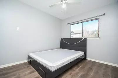 15310 Barbarossa Drive, Houston, TX 77083 - Photo 21