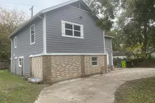 1311 Carlisle St, Rosenberg, TX 77471 - Photo 3