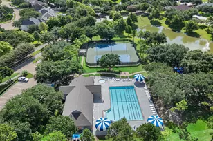 12009 Banks Run Dr, Pearland, TX 77584 - Photo 7