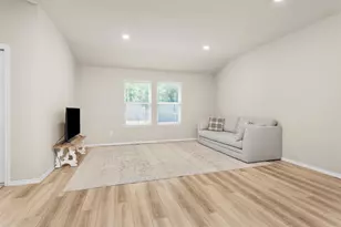 312 Pecos Dr, Huntsville, TX 77340 - Photo 19