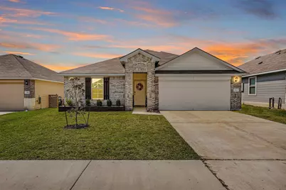 312 Pecos Drive, Huntsville, TX 77340 - Photo 1