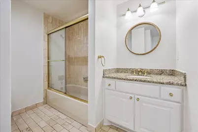 21 Briar Hollow Lane #501, Houston, TX 77027 - Photo 5