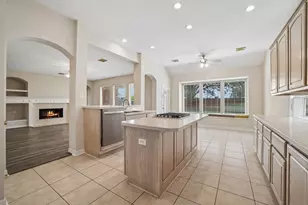 5807 Bayberry Way, Sugar Land, TX 77479 - Photo 17