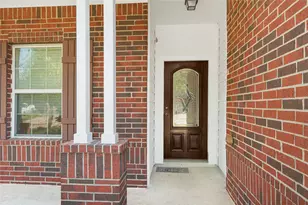 4811 Seaside Sparrow Ln, Baytown, TX 77521 - Photo 3