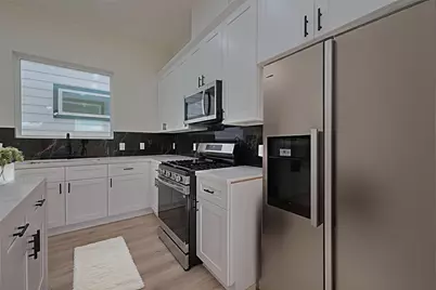 2422 Dalview Street, Houston, TX 77091 - Photo 9