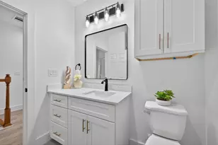 5027 Willow Glen Dr, Houston, TX 77033 - Photo 15