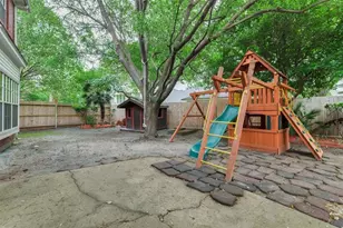 14103 Heatherhill Pl, Houston, TX 77077 - Photo 39