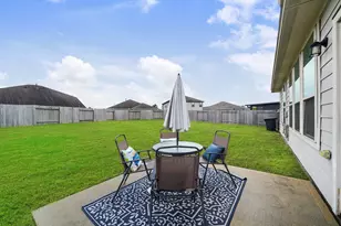 13206 Barrington Oaks Cir, Houston, TX 77044 - Photo 13