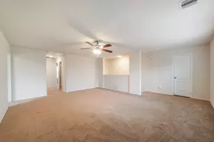 13206 Barrington Oaks Cir, Houston, TX 77044 - Photo 11