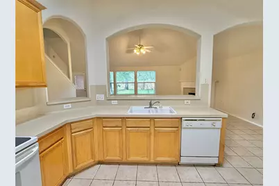 110 S Merryweather Circle, The Woodlands, TX 77384 - Photo 25