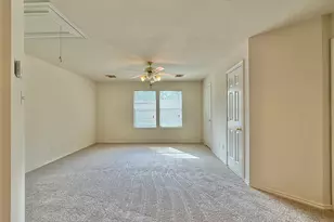 110 S Merryweather Cir, The Woodlands, TX 77384 - Photo 35
