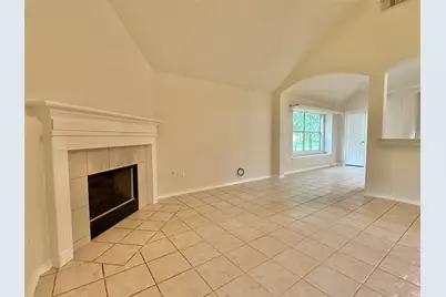 110 S Merryweather Circle, The Woodlands, TX 77384 - Photo 17
