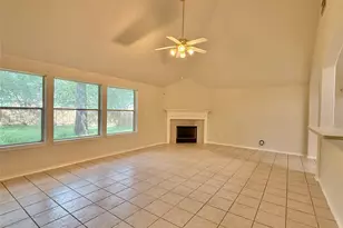 110 S Merryweather Cir, The Woodlands, TX 77384 - Photo 15