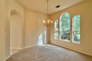 110 S Merryweather Cir, The Woodlands, TX 77384 - Photo 5