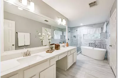 12902 Chalfield Circle, Houston, TX 77044 - Photo 29