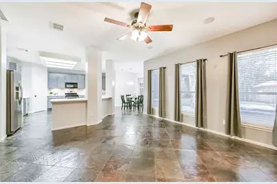 12902 Chalfield Circle, Houston, TX 77044 - Photo 9