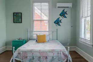 2520 Ave P 1/2, Galveston, TX 77550 - Photo 29