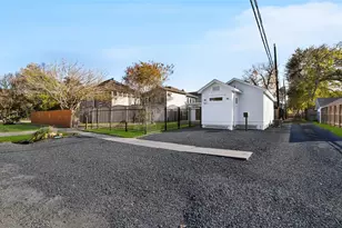 520 W 15th St, Houston, TX 77008 - Photo 5