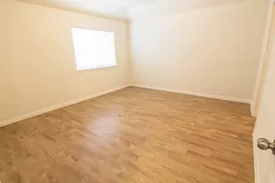 734 North Ella Creek Drive, Houston, TX 77067 - Photo 7