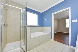 704 Harvard Pointe Dr, League City, TX 77573 - Photo 23